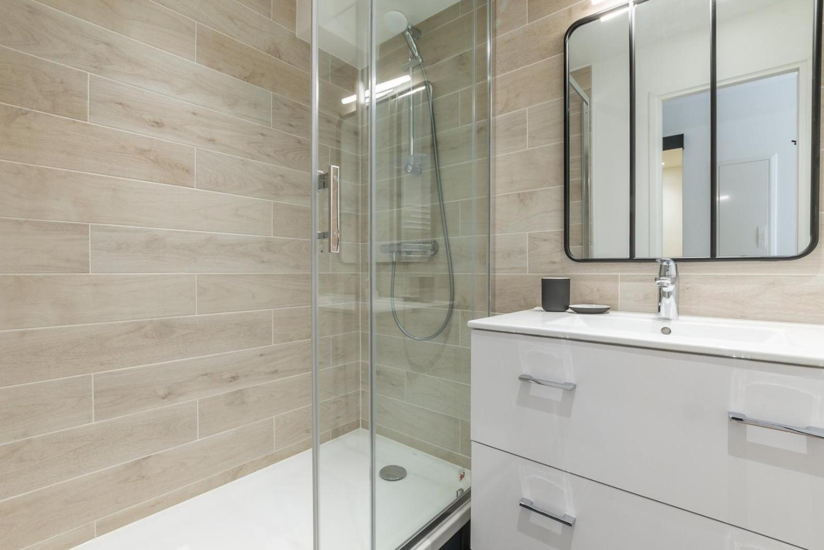 Ferienwohnung Guestready - Airy Apt For 4 In Issy-Les-Moulineaux Exterior foto